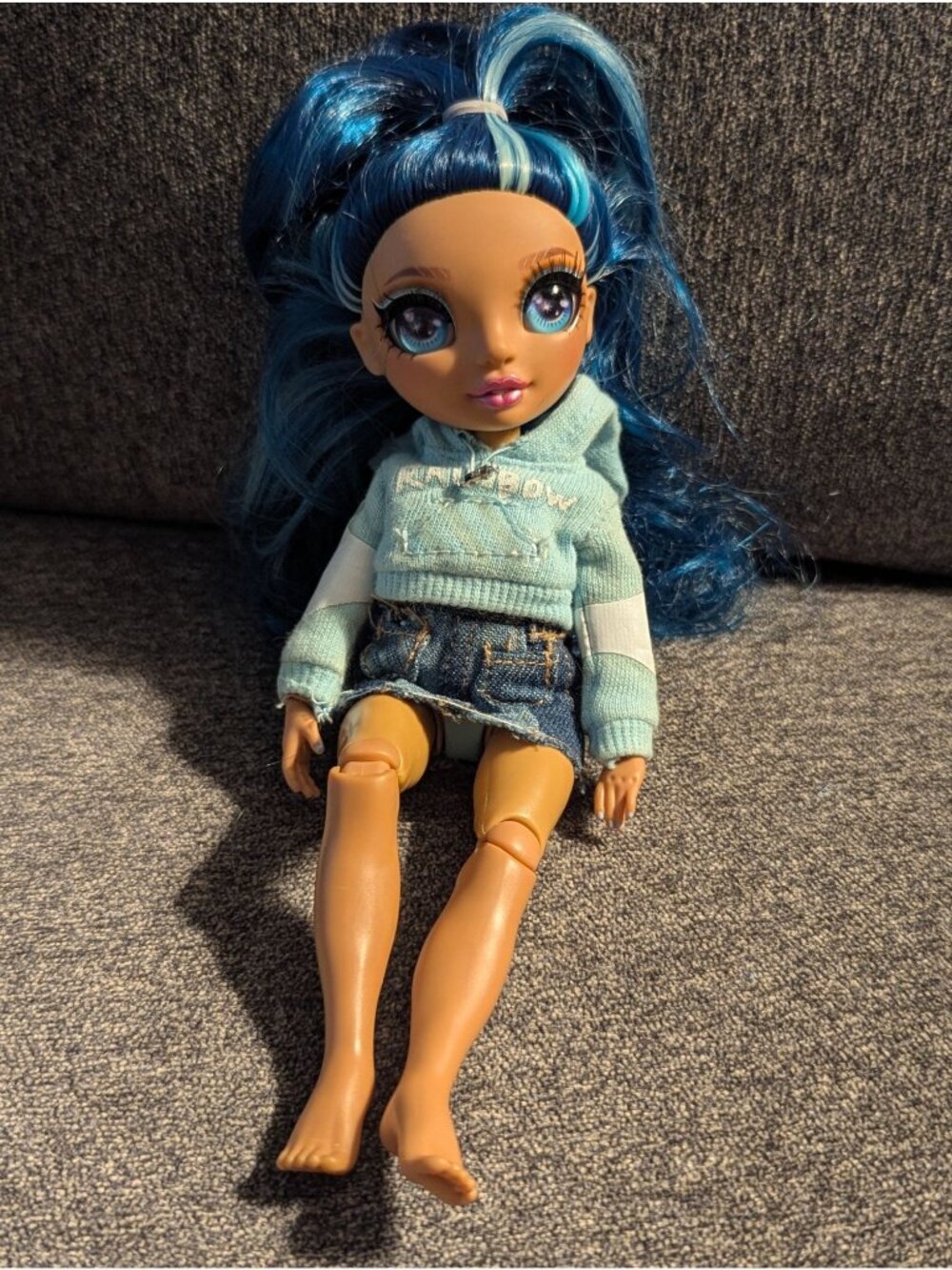 Rainbow High Junior High Skyler Bradshaw 9" fashion doll
